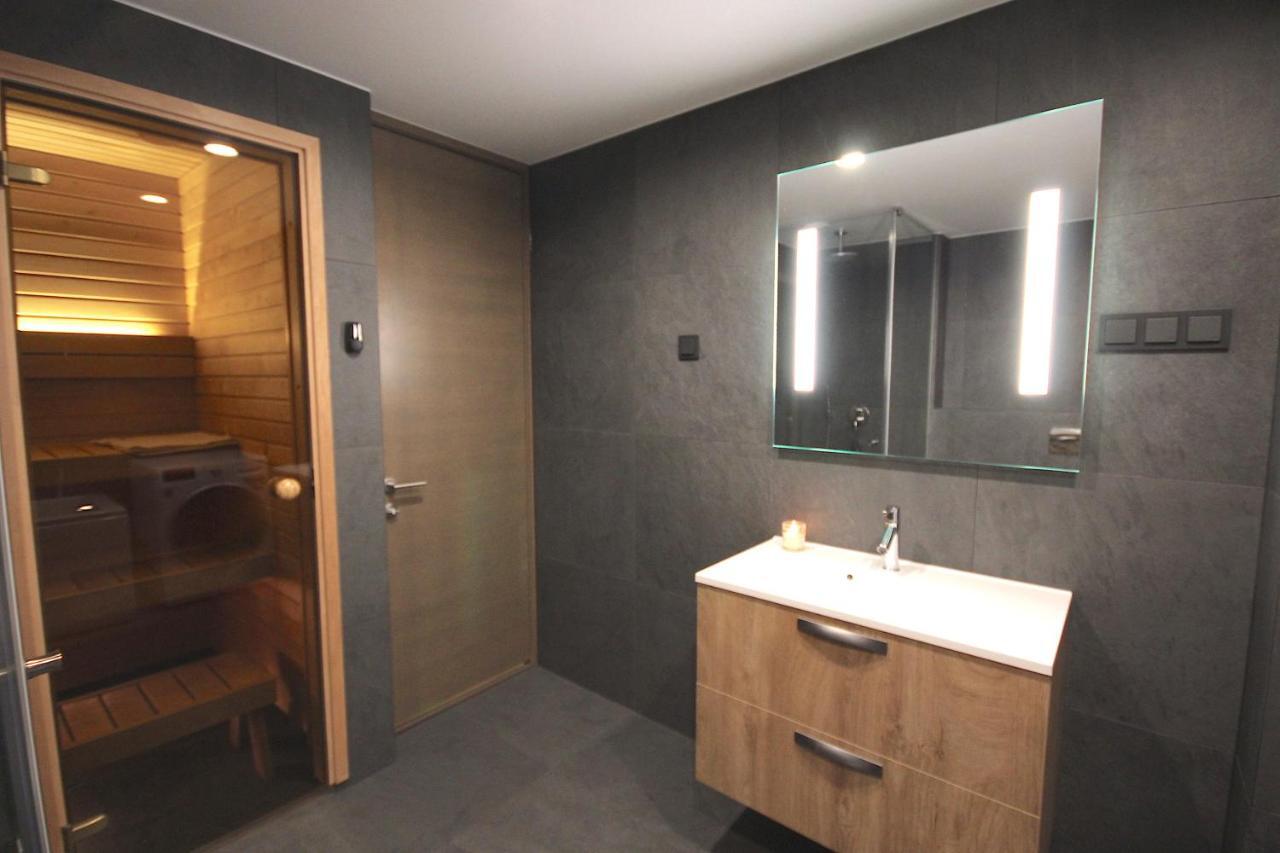 Tonismae Premium Apartment With Sauna Tallinn Extérieur photo